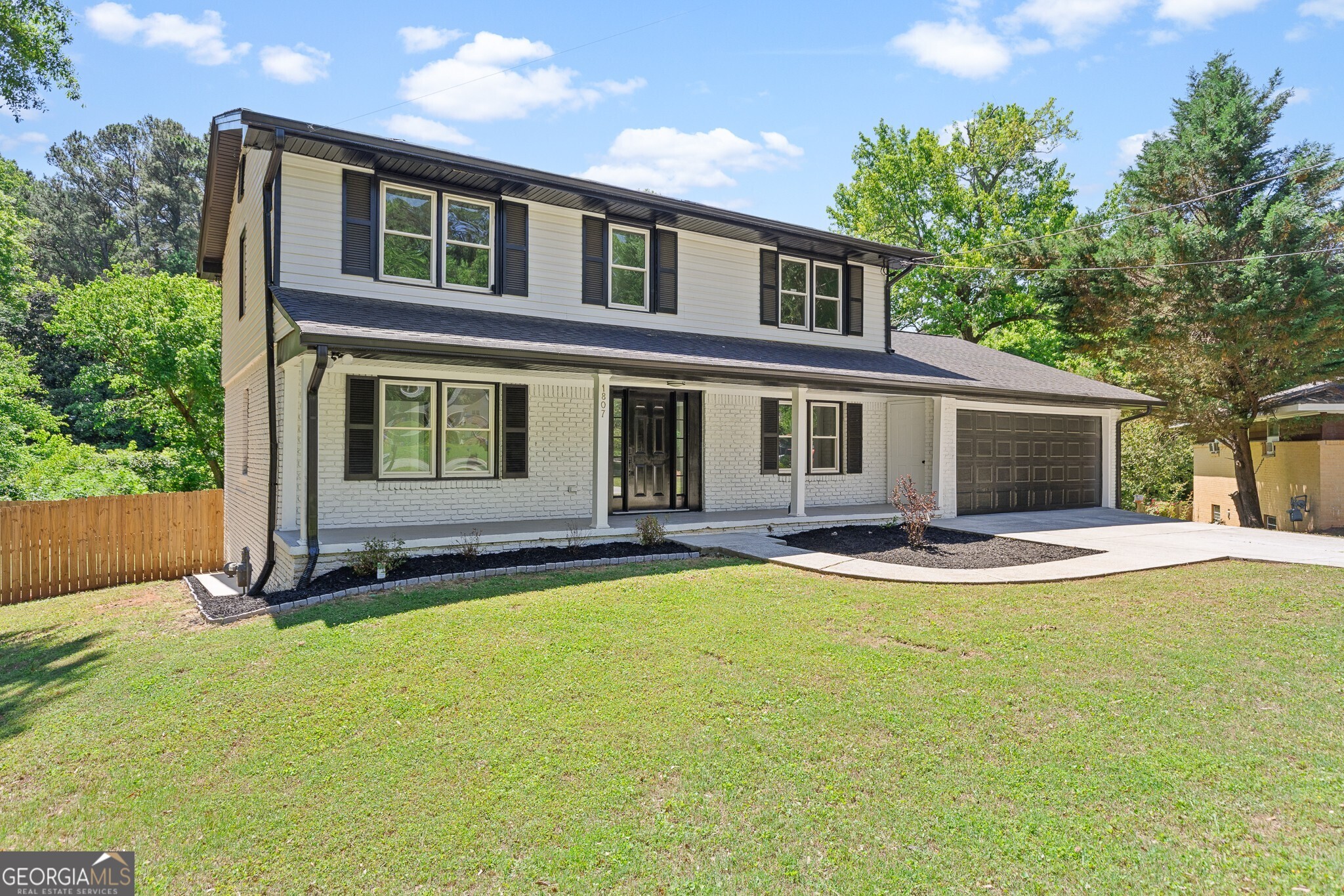 1807 E Ramble CT