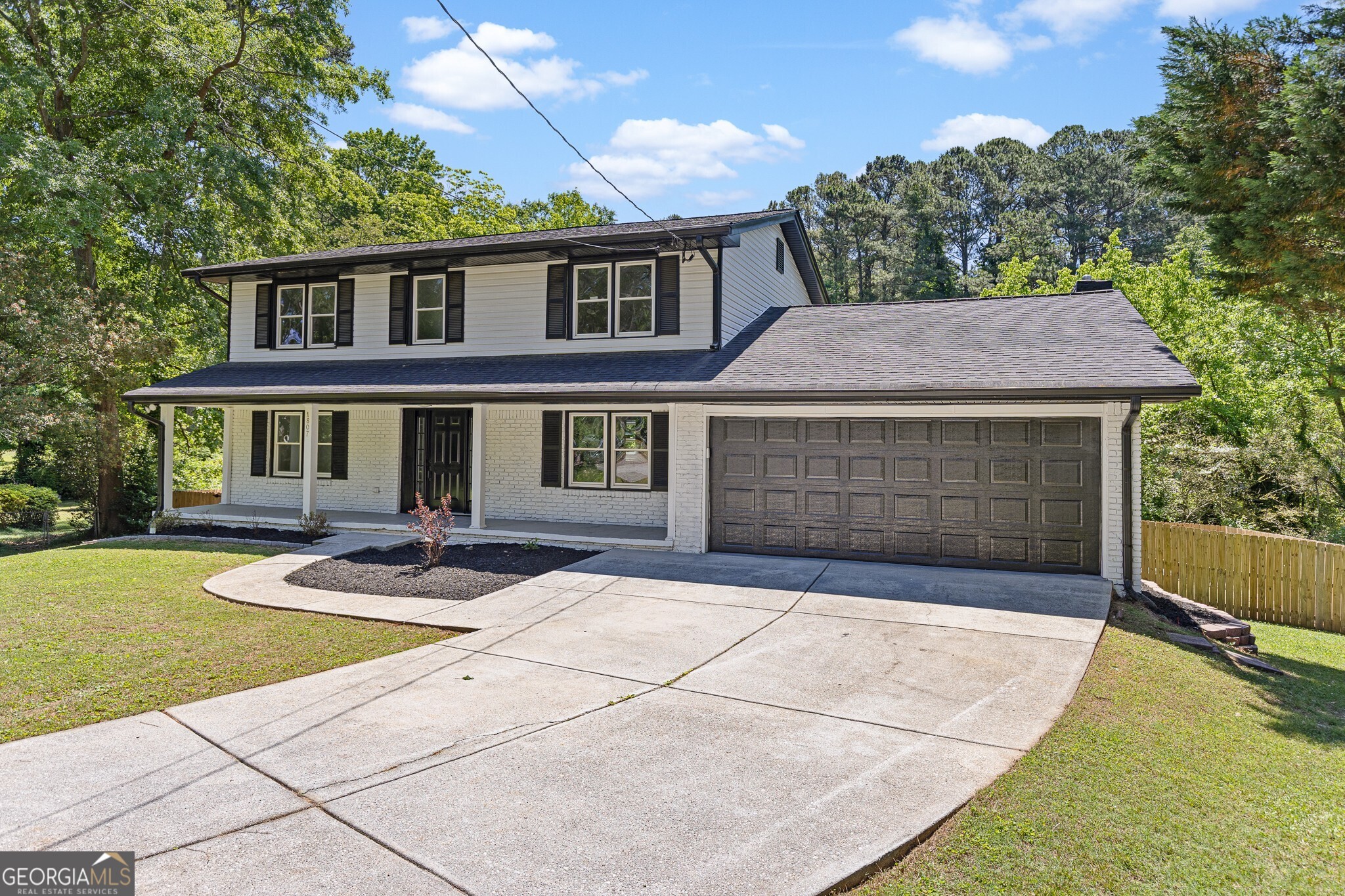 1807 E Ramble CT