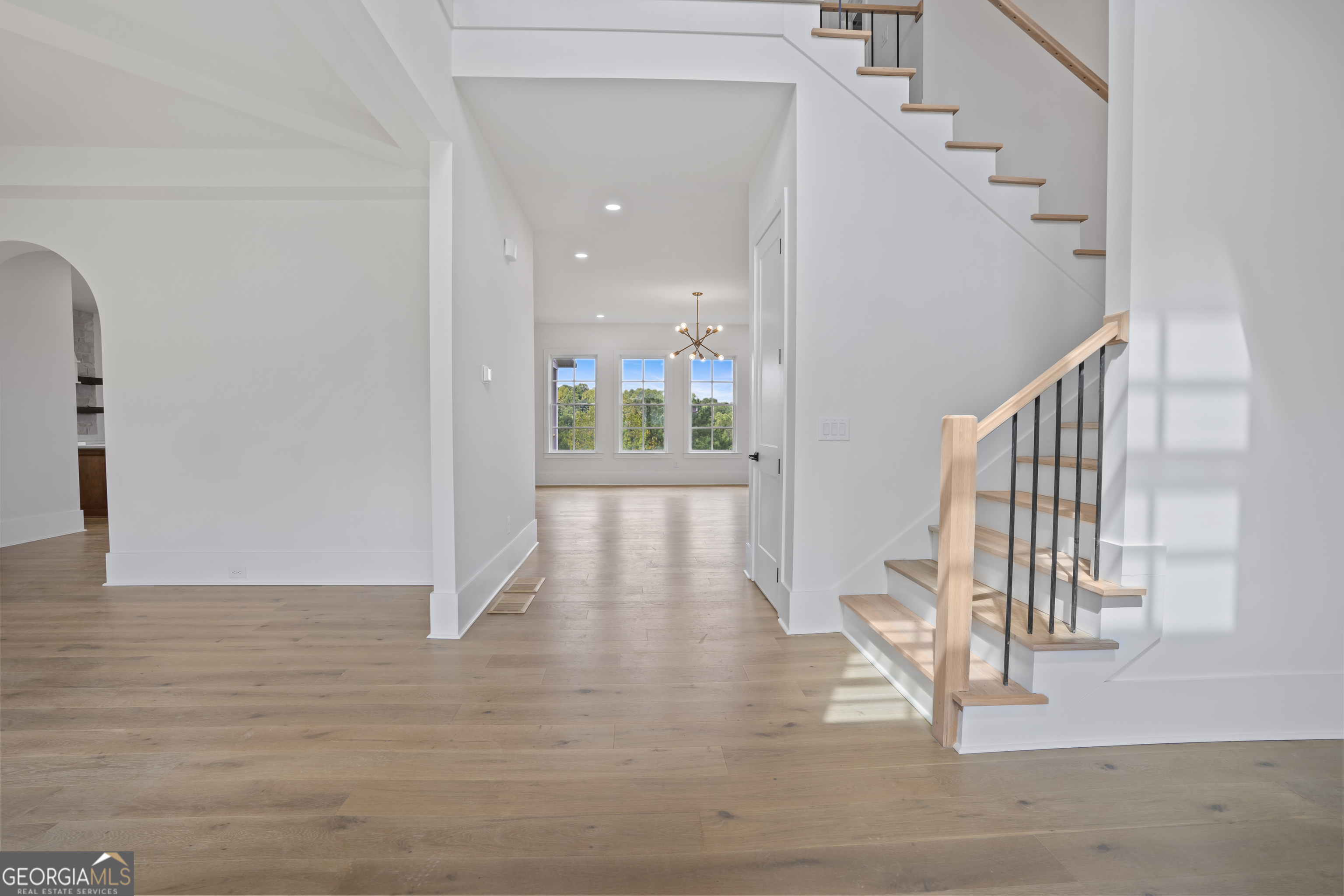 5693 Brendlynn DR