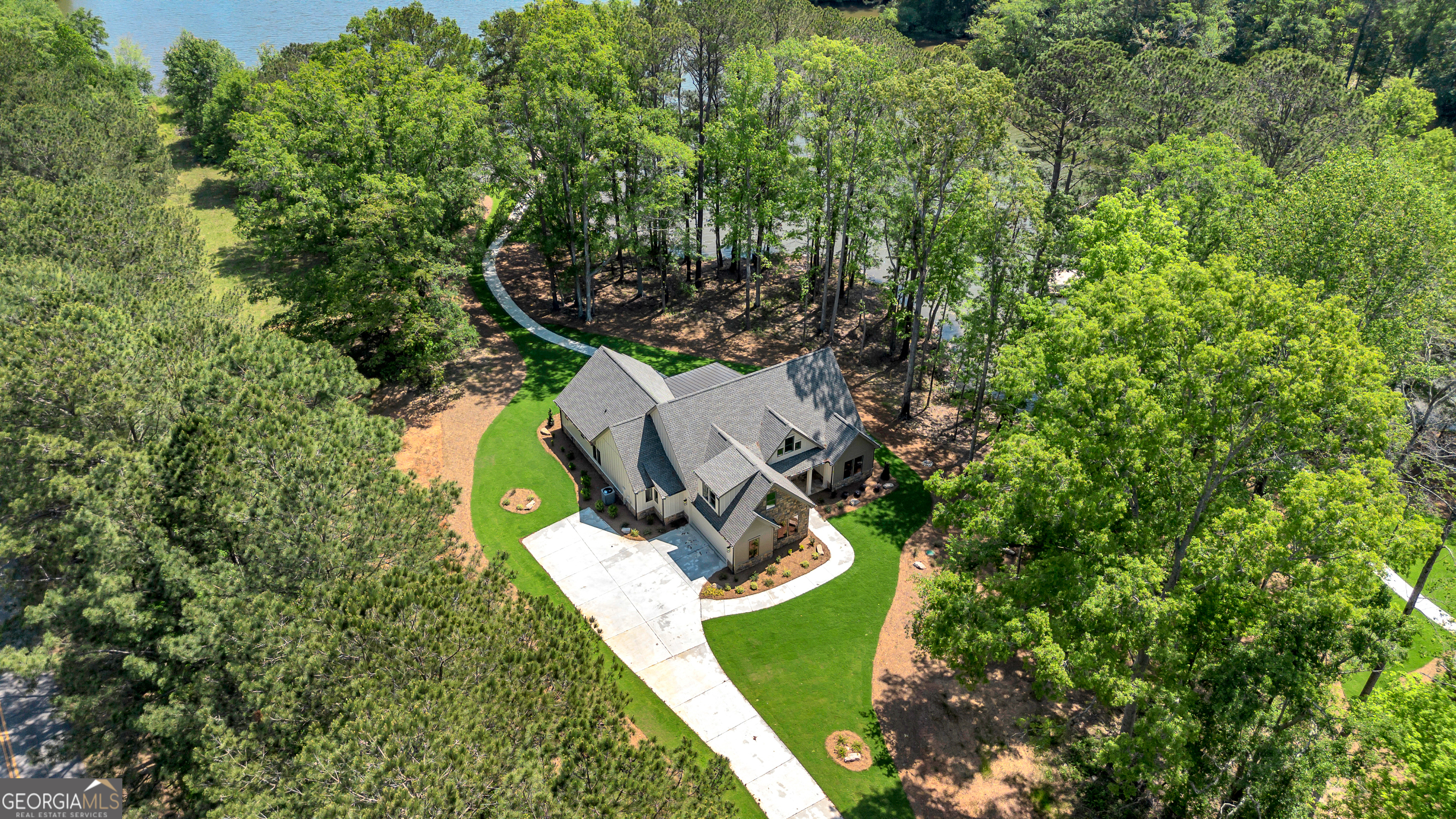 1761 Blue Springs RD