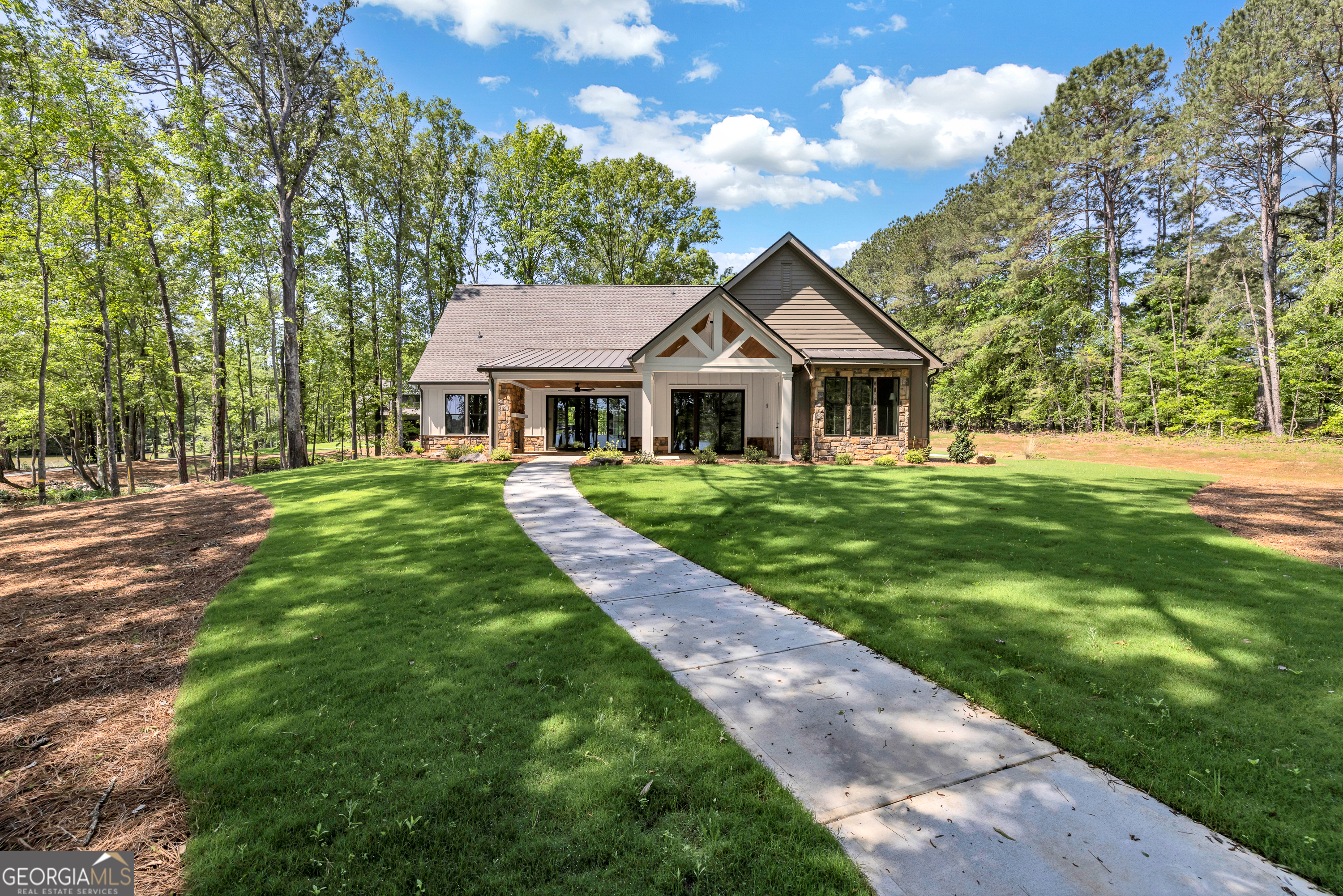 1761 Blue Springs RD