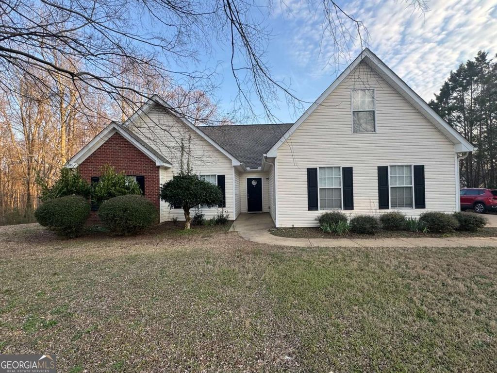 Photo of 4343 Grey Park Drive, Buford, GA 30519 (MLS # 10708095)