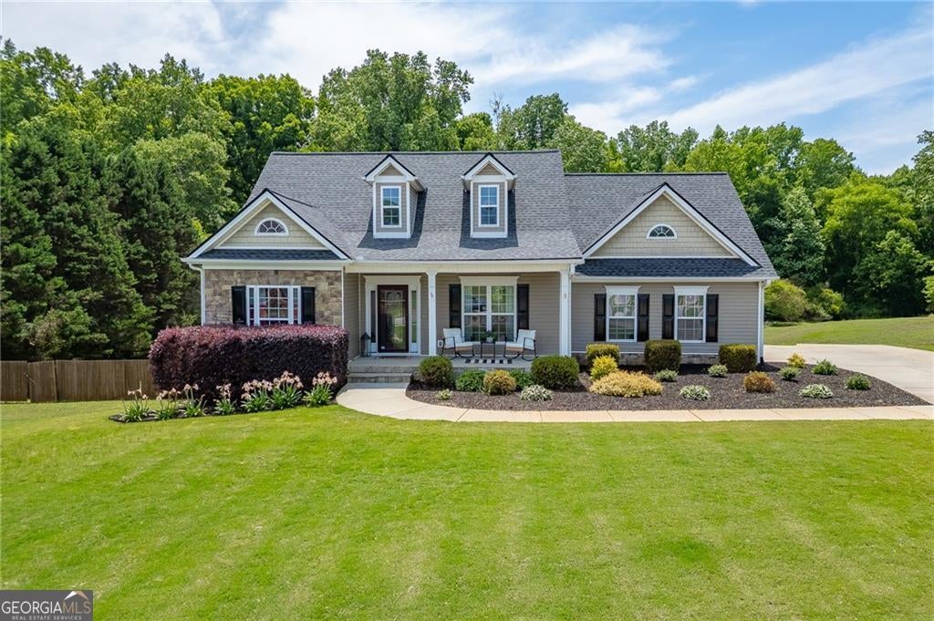 Photo of 131 Wood Cove, Jefferson, GA 30549 (MLS # 10777155)