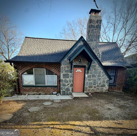 Photo of 984 Woodbourne Drive SW, Atlanta, GA 30310 (MLS # 10700578)