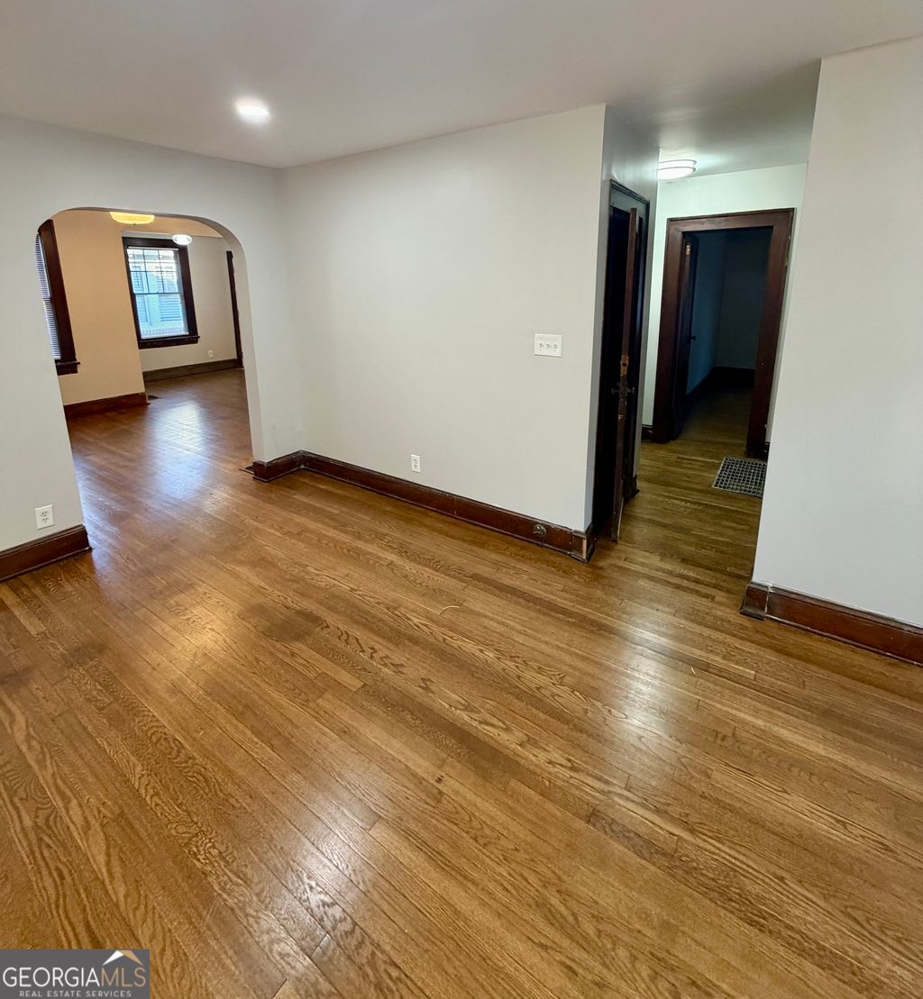 Photo of 984 Woodbourne Drive SW, Atlanta, GA 30310 (MLS # 10700578)