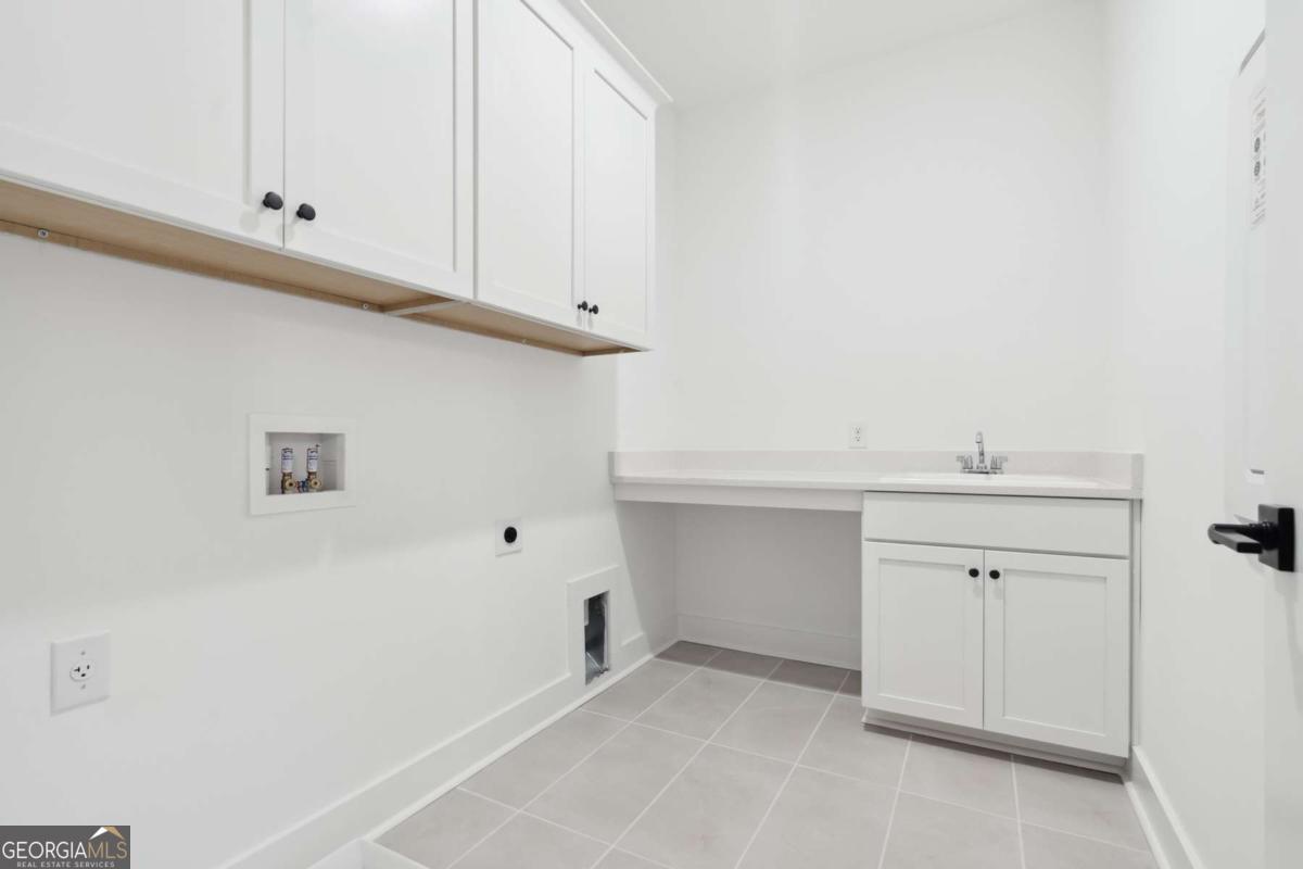 Ellis - Residential
