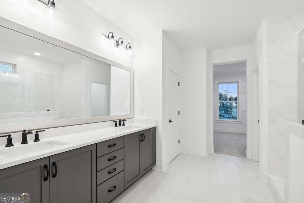 Ellis - Residential