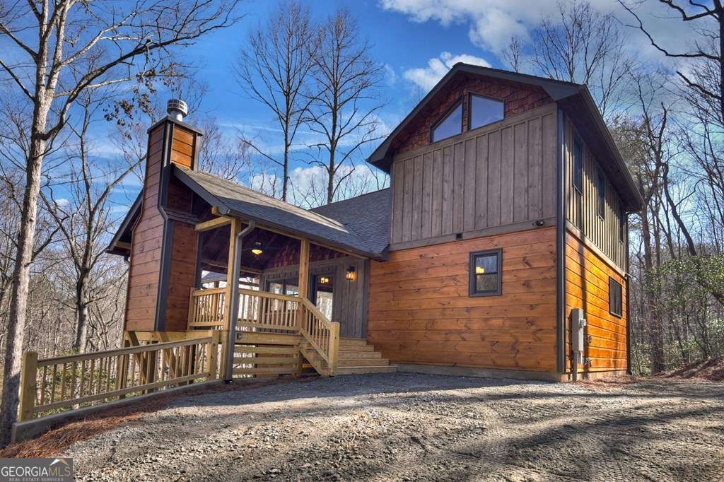 Photo of 811 Magnums Trail, Blue Ridge, GA 30513 (MLS # 10799946)