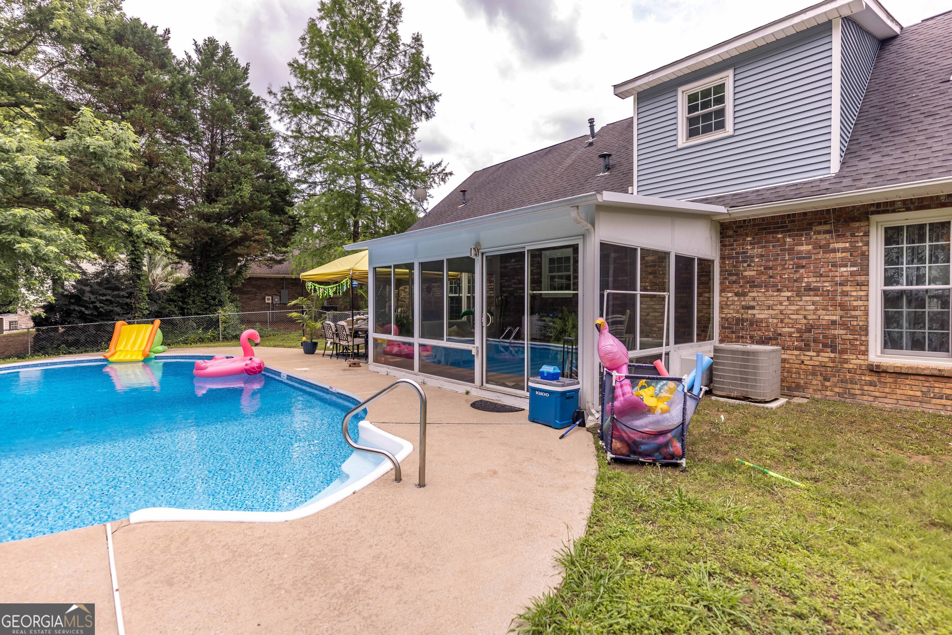 6458 S Branch CT