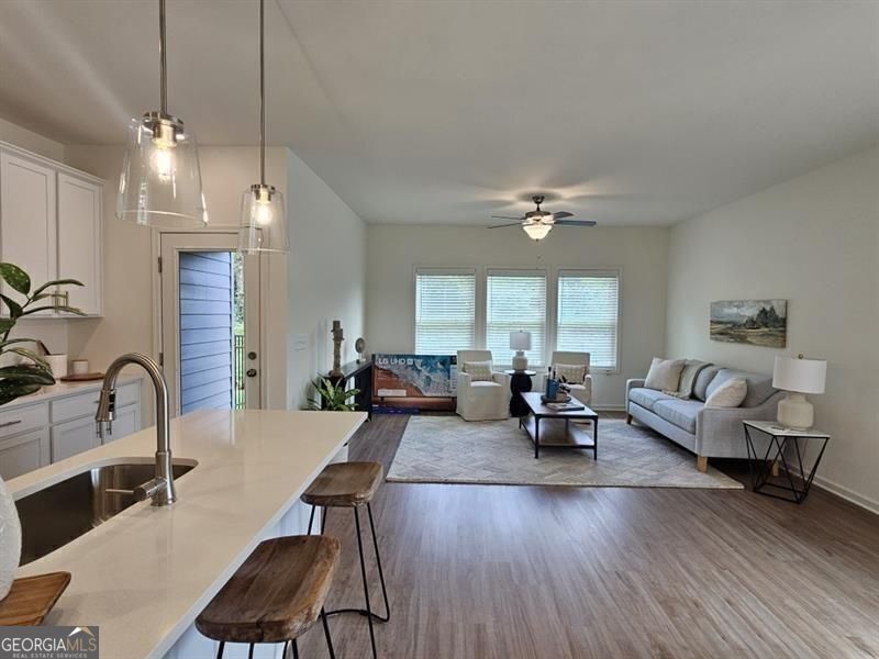 Dawsonville, Georgia 30534, United States, 3 Bedrooms Bedrooms, ,3 BathroomsBathrooms,Residential,Active,198738