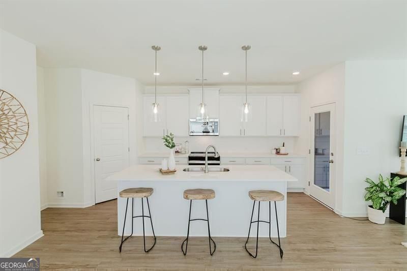 Dawsonville, Georgia 30534, United States, 3 Bedrooms Bedrooms, ,3 BathroomsBathrooms,Residential,Active,198738