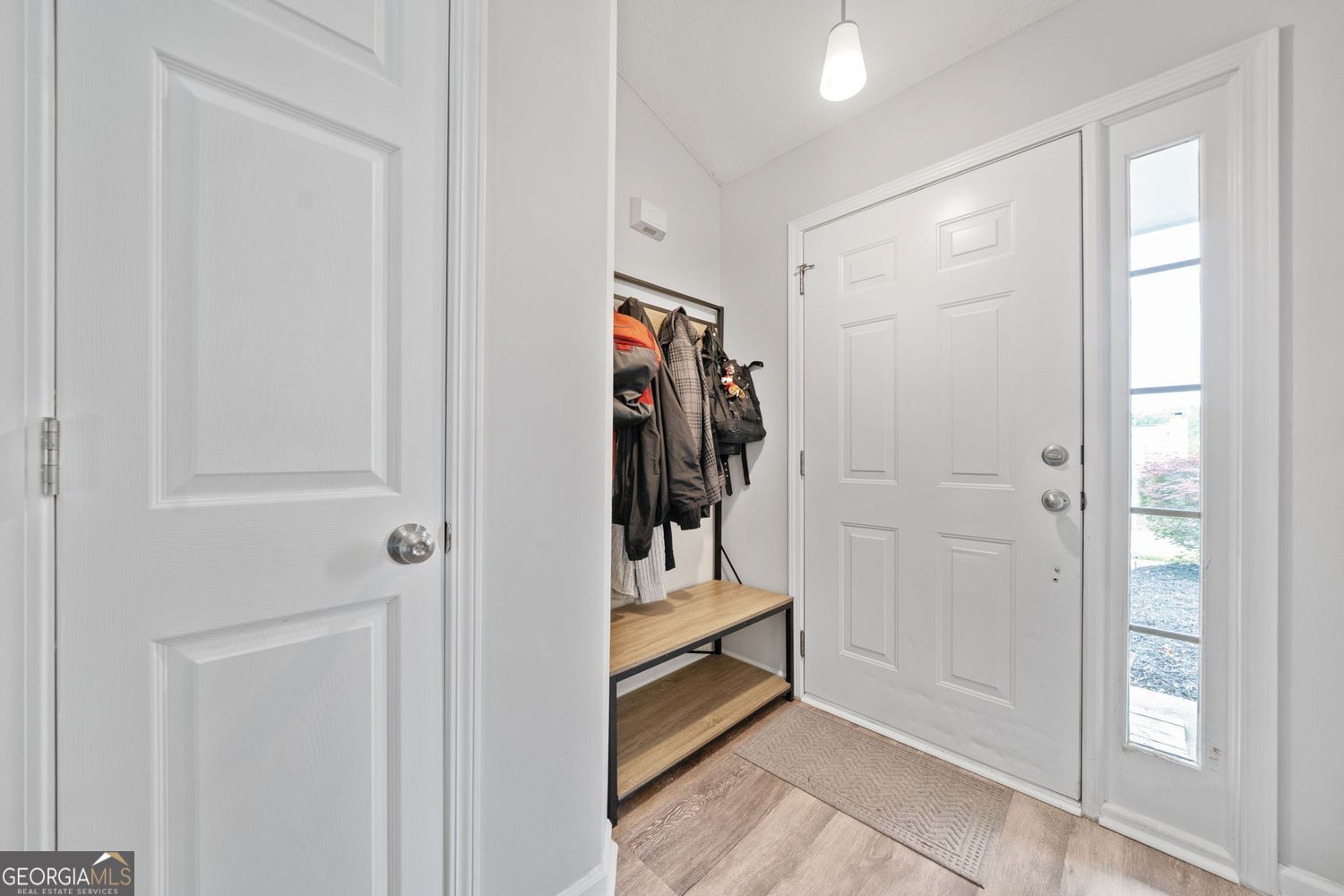 RIVER HILL - Residential