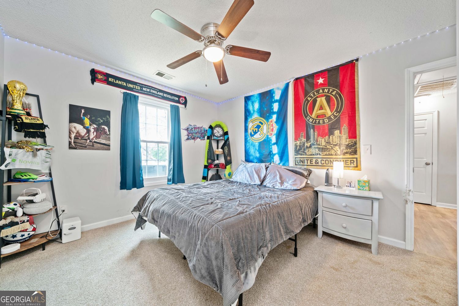 RIVER HILL - Residential