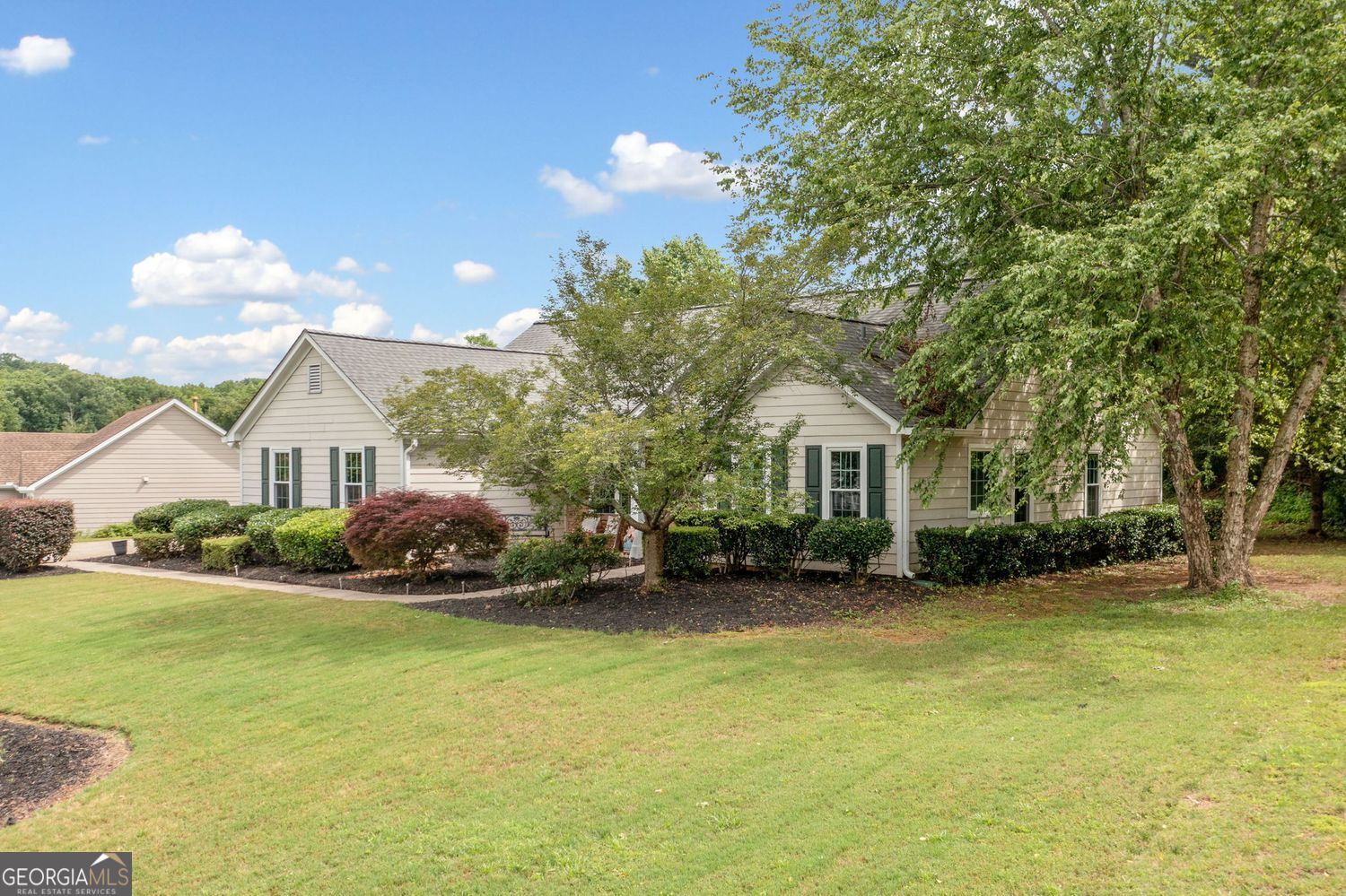 RIVER HILL - Residential