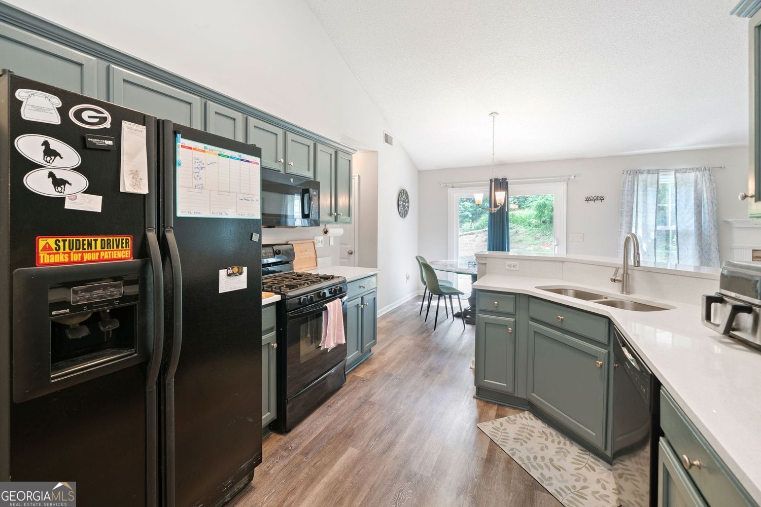 RIVER HILL - Residential