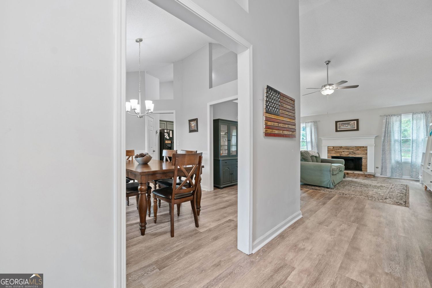 RIVER HILL - Residential