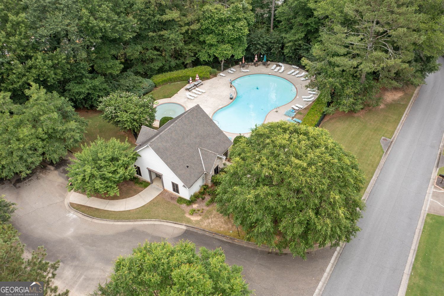 RIVER HILL - Residential