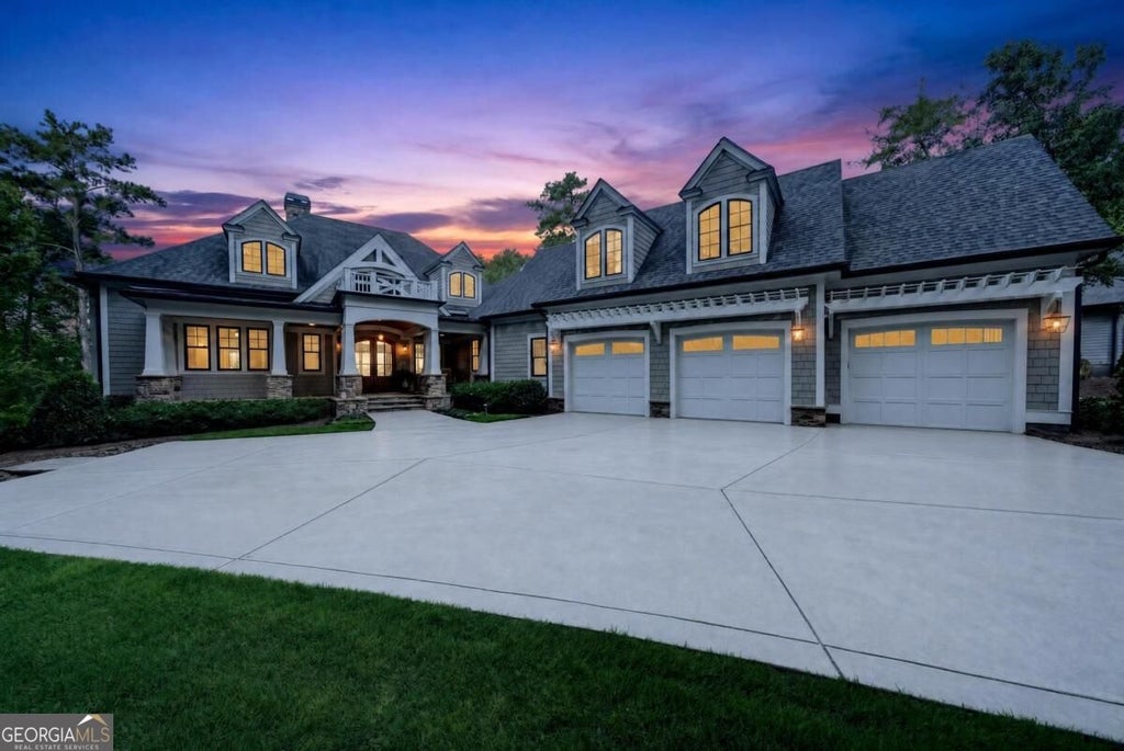 Photo of 1131 Kingfisher Point, Greensboro, GA 30642 (MLS # 10840891)