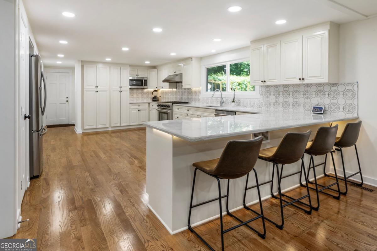 321 Crabtree CT