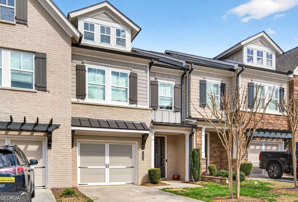 Photo of 166 Bellehaven Drive, Woodstock, GA 30188 (MLS # 10711144)