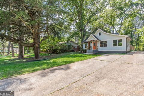 Photo of 3275 Dodson Drive, East Point, GA 30344 (MLS # 10647019)