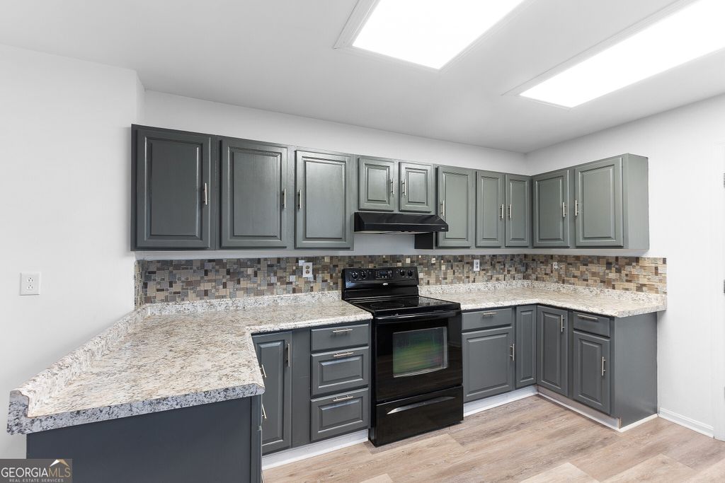 Photo of 225 Blue Ridge Lane, Warner Robins, GA 31088 (MLS # 10715451)