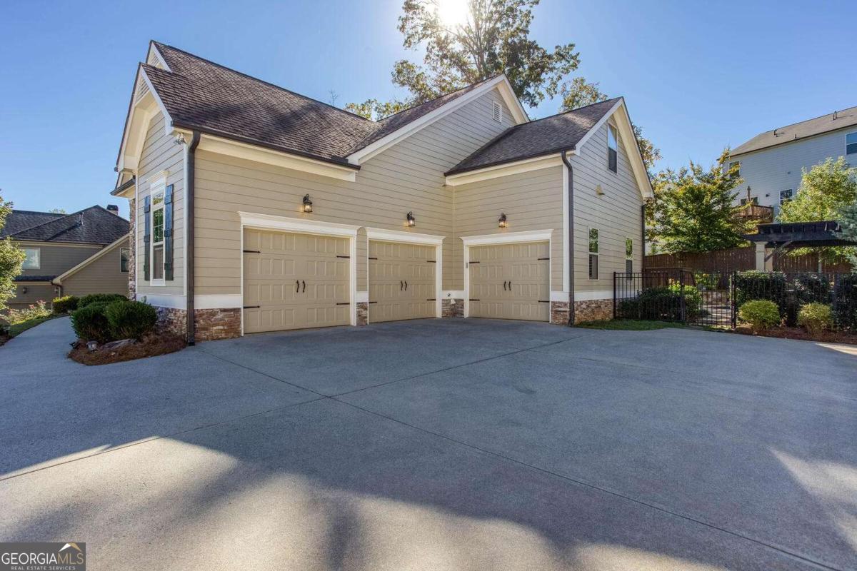 1711 Farmview TRCE NW
