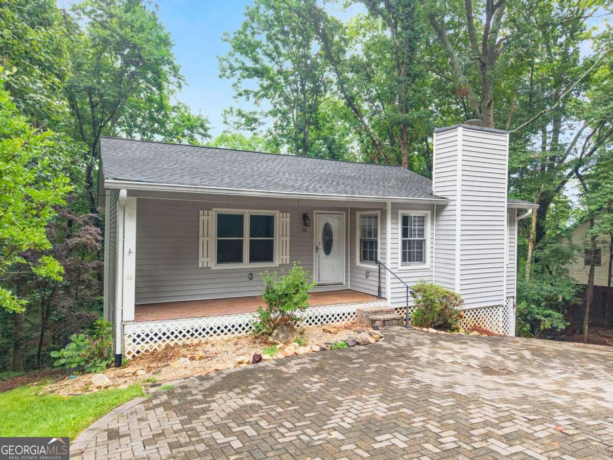 195 Golden AVE
