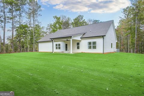 A home in Newnan