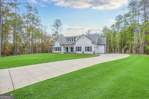 A home in Newnan