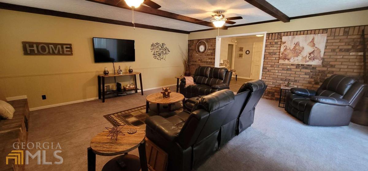 SOUTH GORDON HILLS - Residential