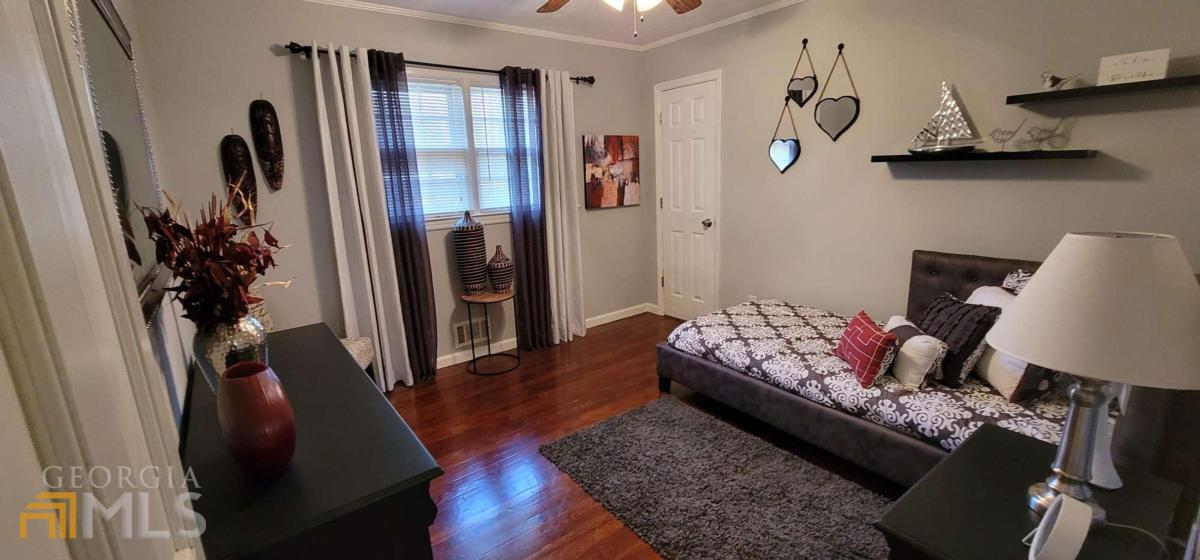 SOUTH GORDON HILLS - Residential