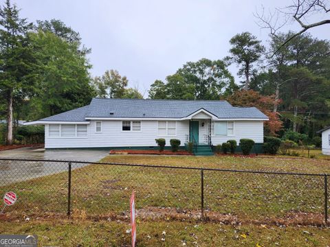 5607 Beaver DR SW Mableton GA 30126