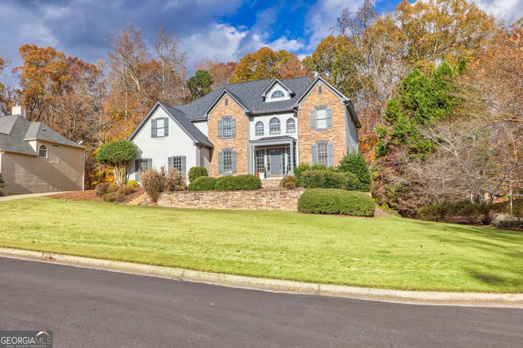 3585 Hidden Lake DR