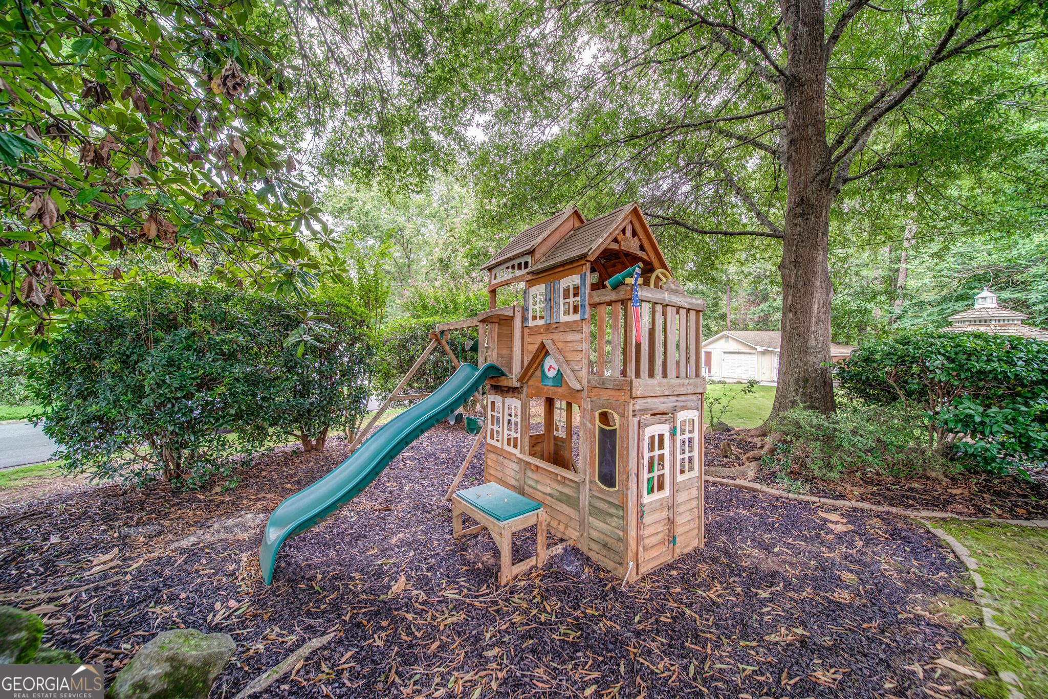 SHADOWWOOD - Residential