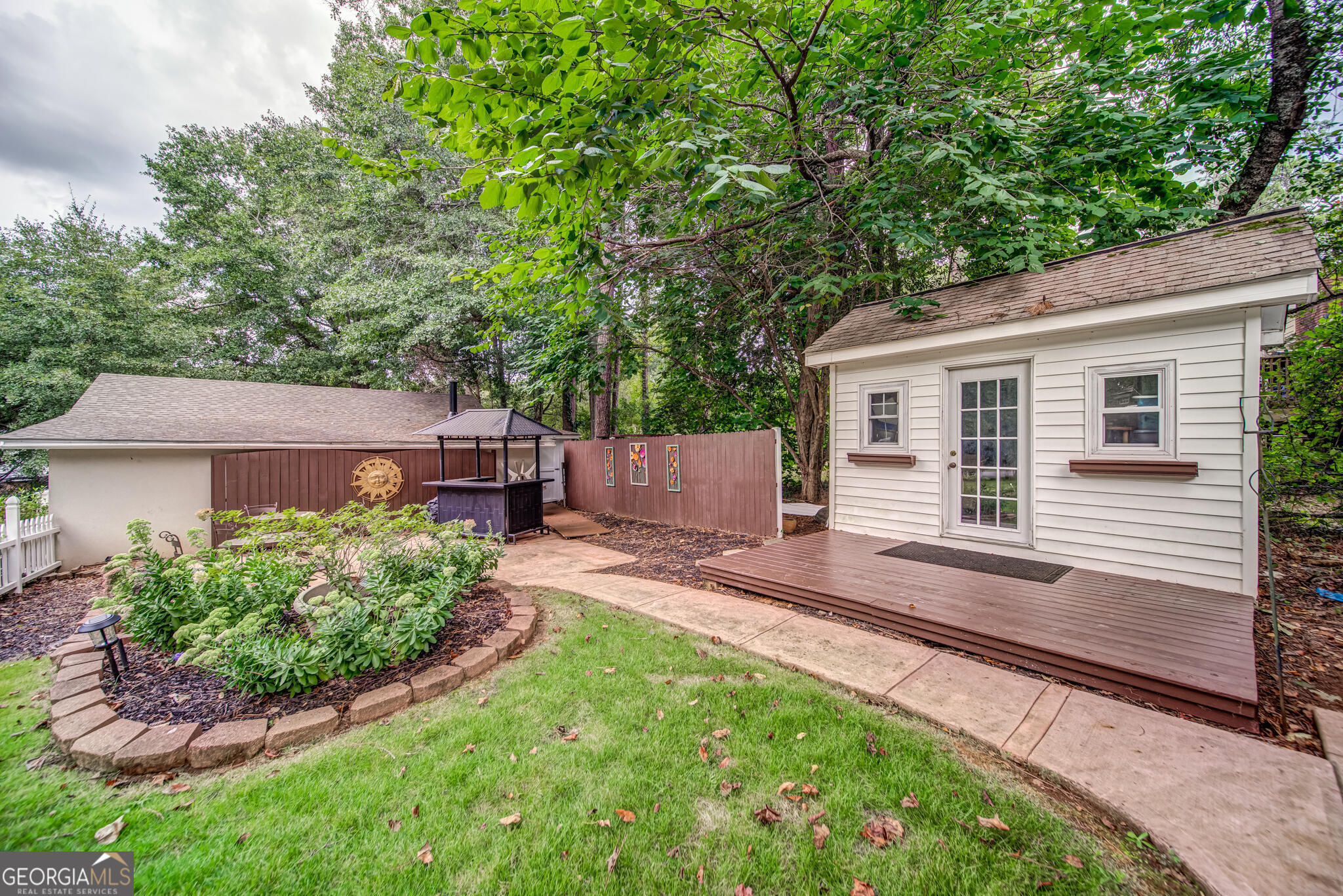 SHADOWWOOD - Residential