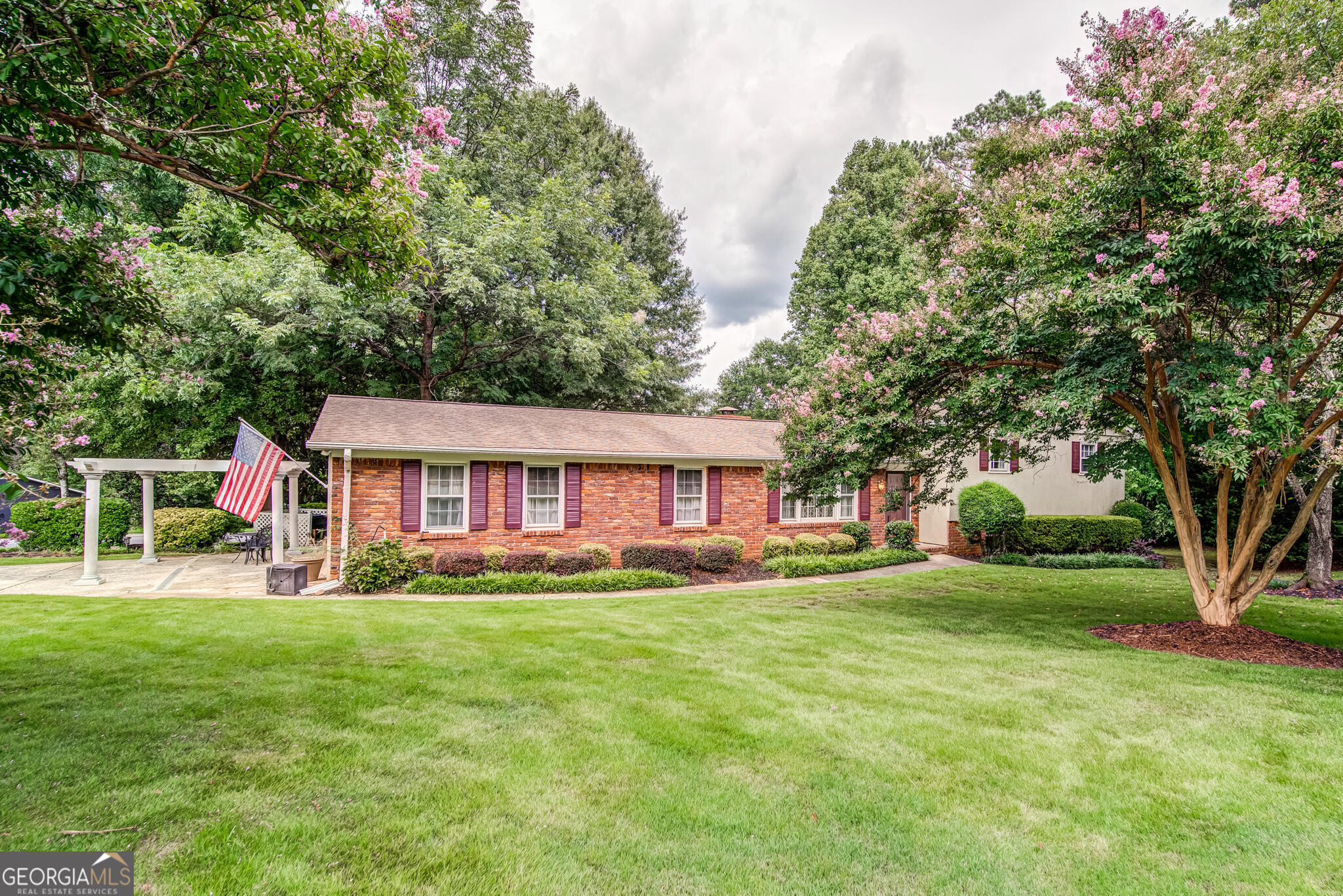 SHADOWWOOD - Residential