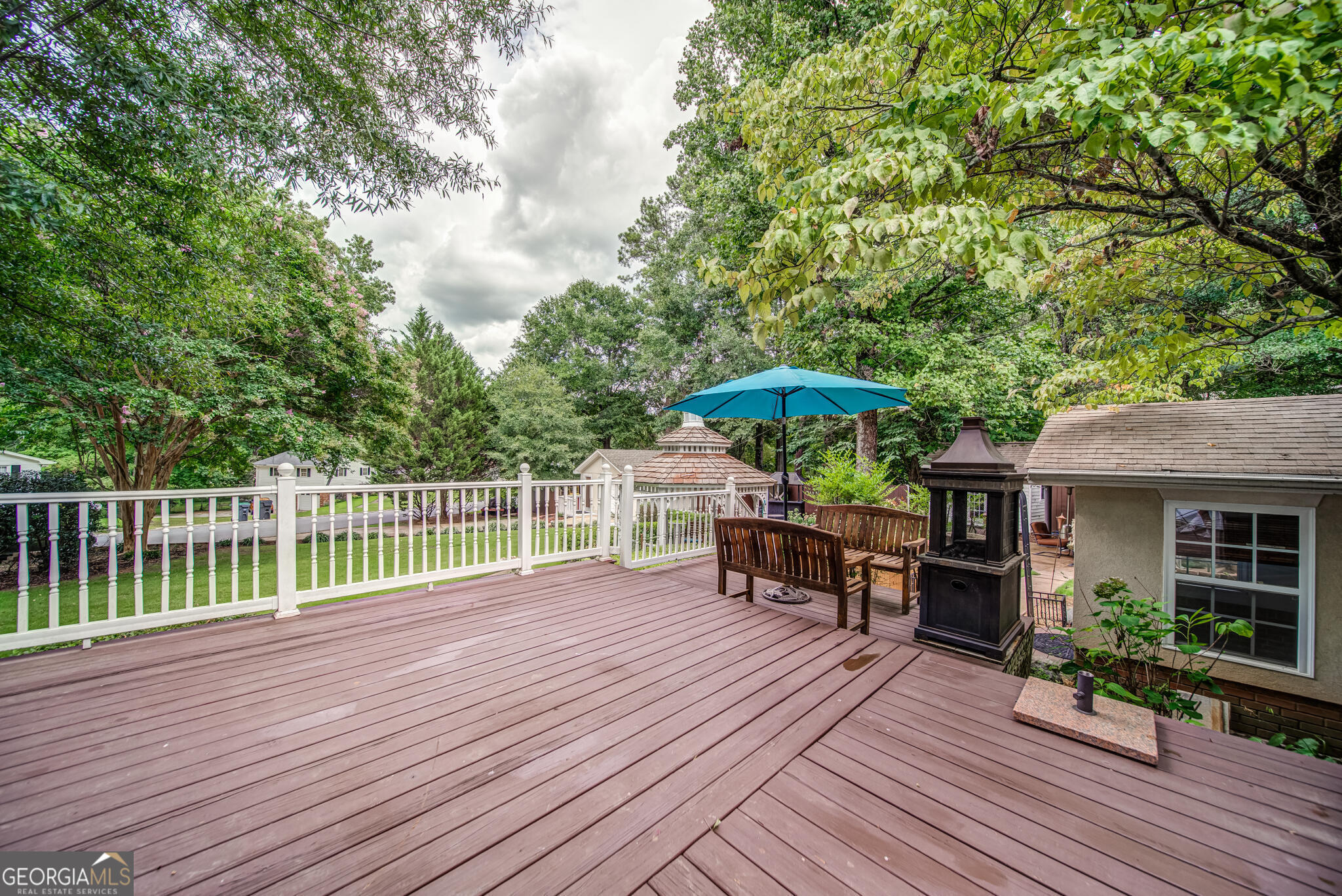 SHADOWWOOD - Residential
