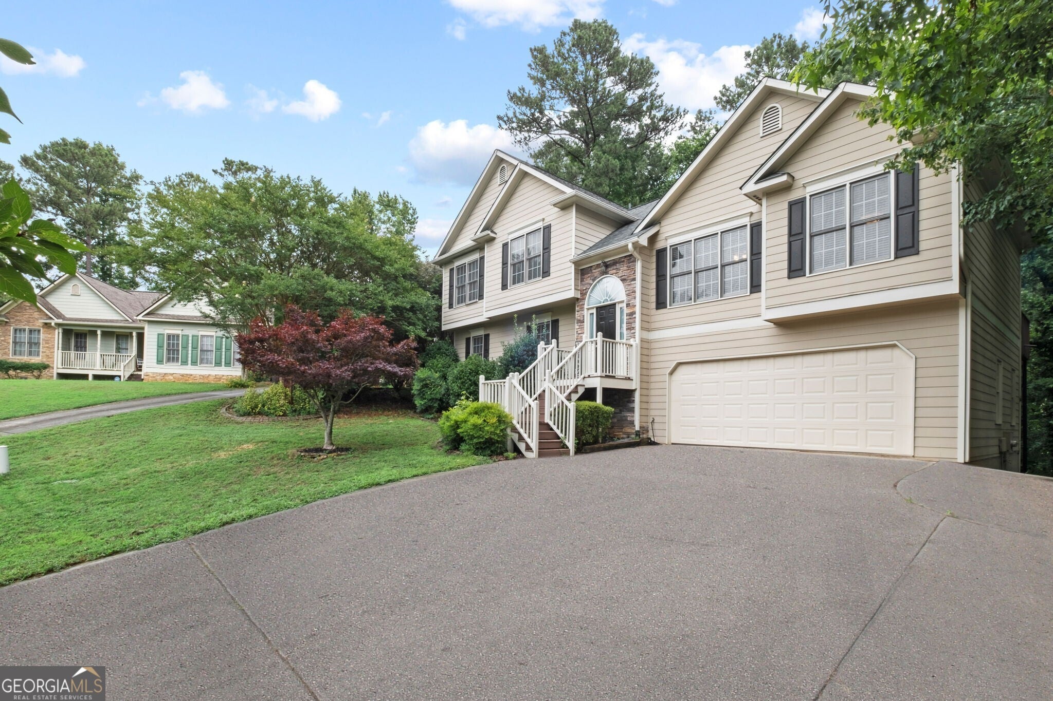 122 Brookhaven LN