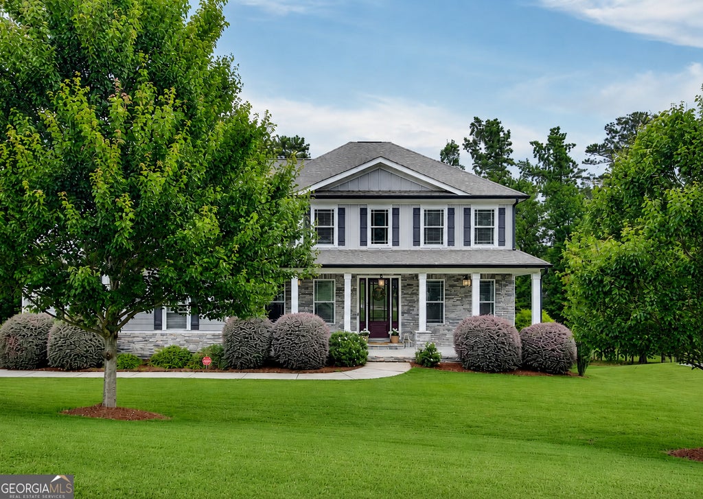 Photo of 200 Discovery Lake Drive, Fayetteville, GA 30215 (MLS # 10806224)