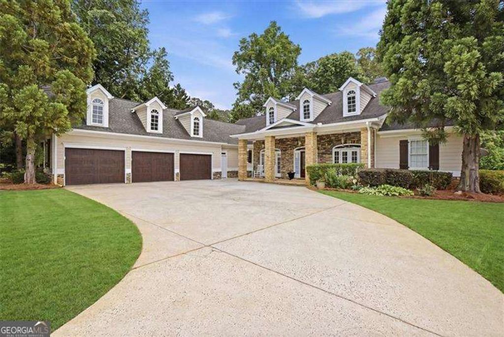 Photo of 5099 Waldenbrooke Court NW, Acworth, GA 30101 (MLS # 10769987)