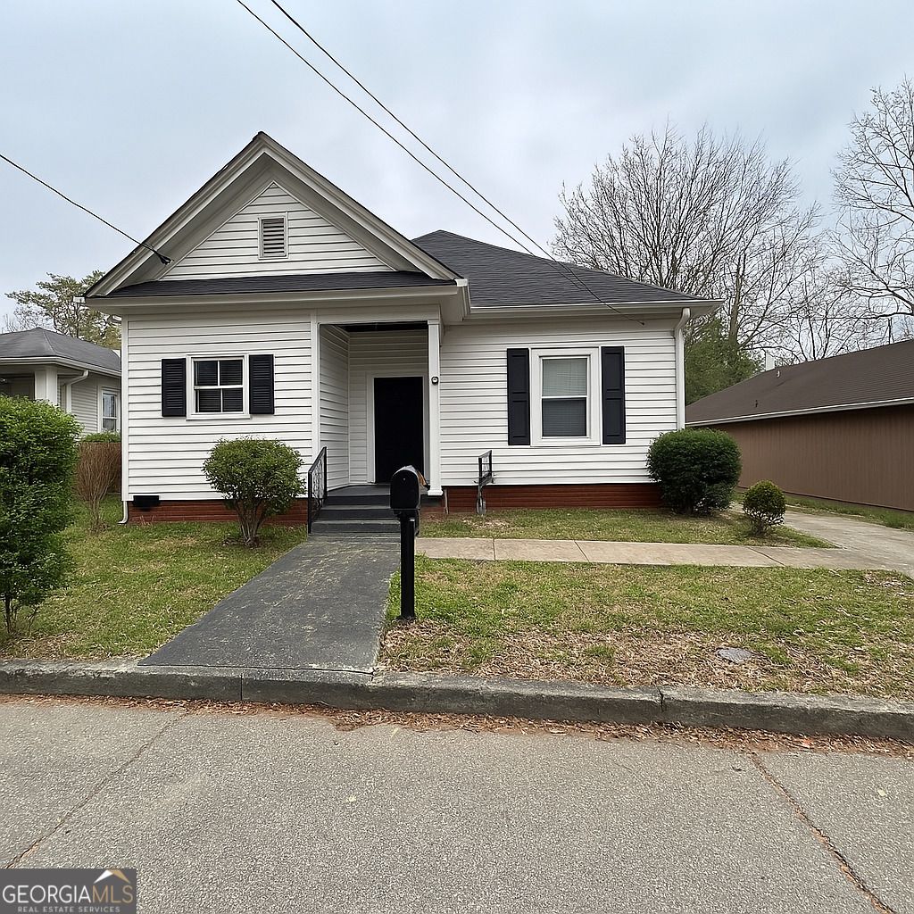 listing image 0