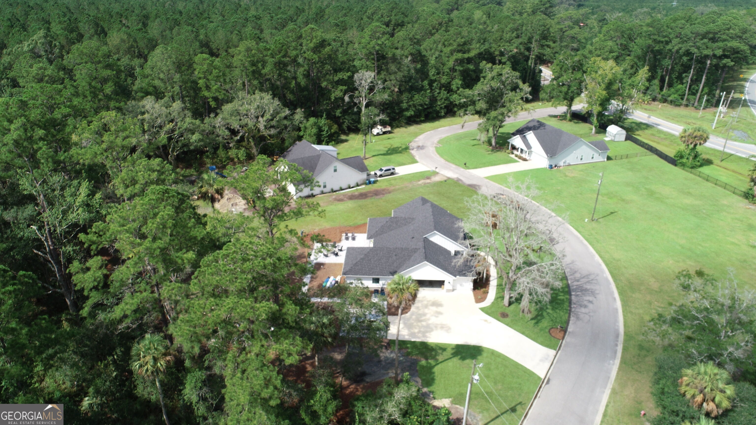 1112 River Oaks RD