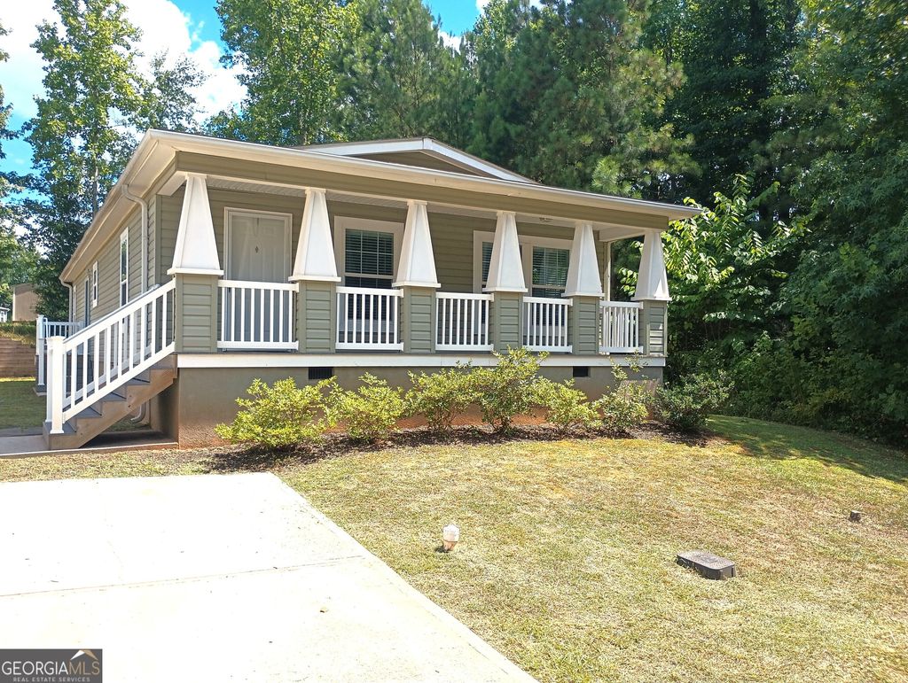 Photo of 105 Bob White Lane, Newnan, GA 30263 (MLS # 10715606)
