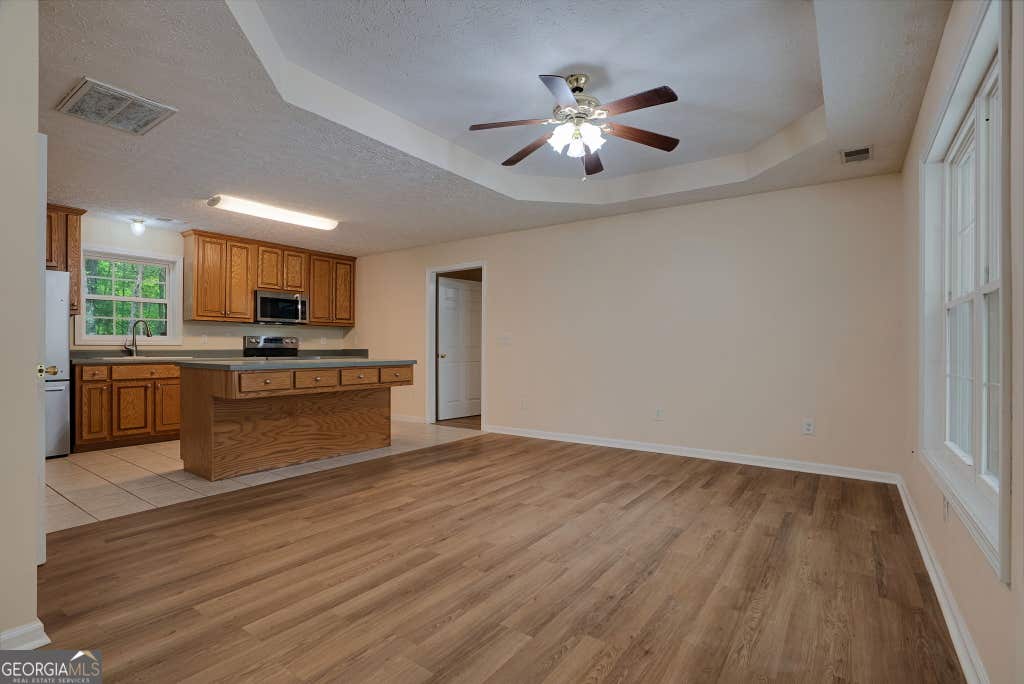 Photo of 142 Mountain View Road, Lavonia, GA 30553 (MLS # 10789361)
