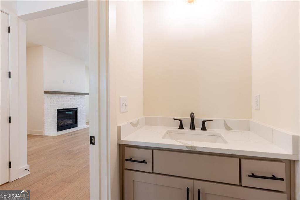 Cumming, Georgia 30028, United States, 5 Bedrooms Bedrooms, ,5 BathroomsBathrooms,Residential,Active,222642