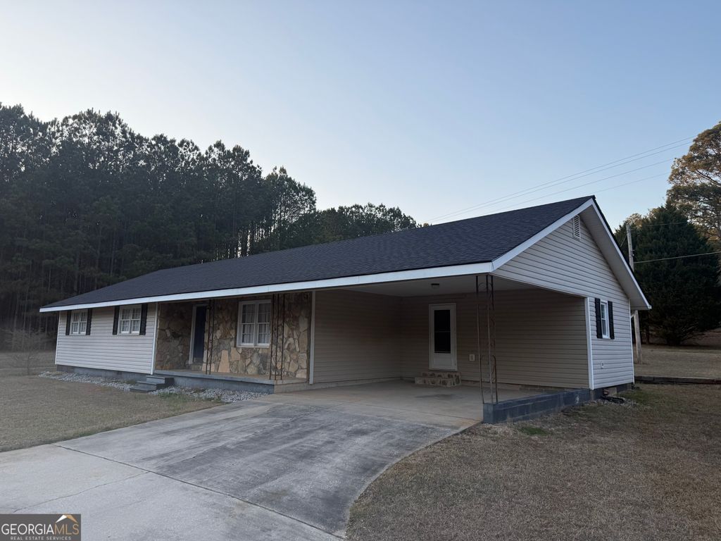 Photo of 341 Sanders Davis Road, Newnan, GA 30263 (MLS # 10688922)