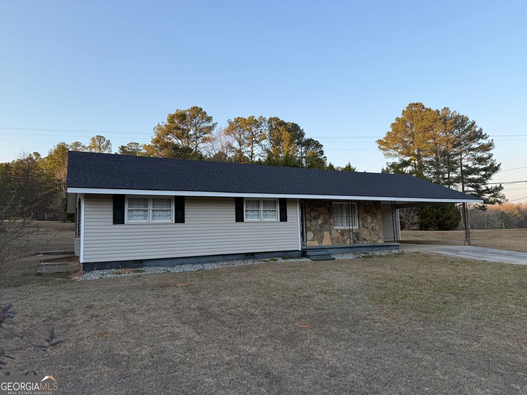 Photo of 341 Sanders Davis Road, Newnan, GA 30263 (MLS # 10688922)