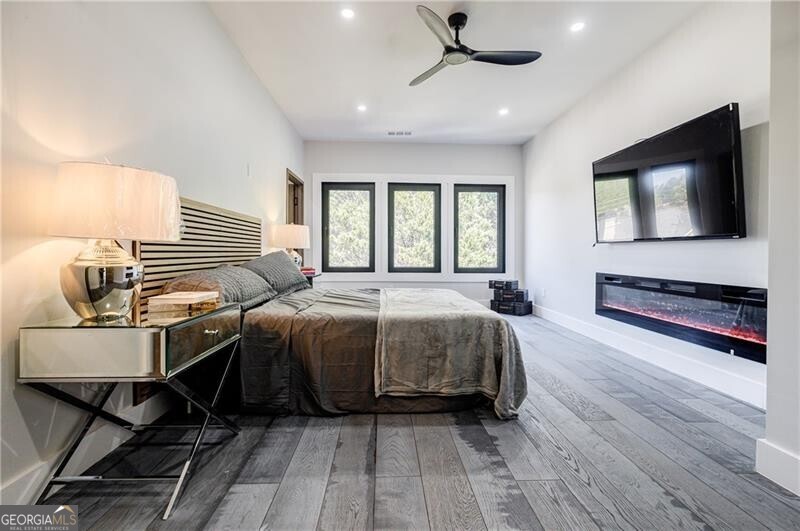 Hunters Trace - Residential
