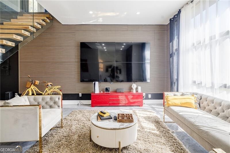 Hunters Trace - Residential